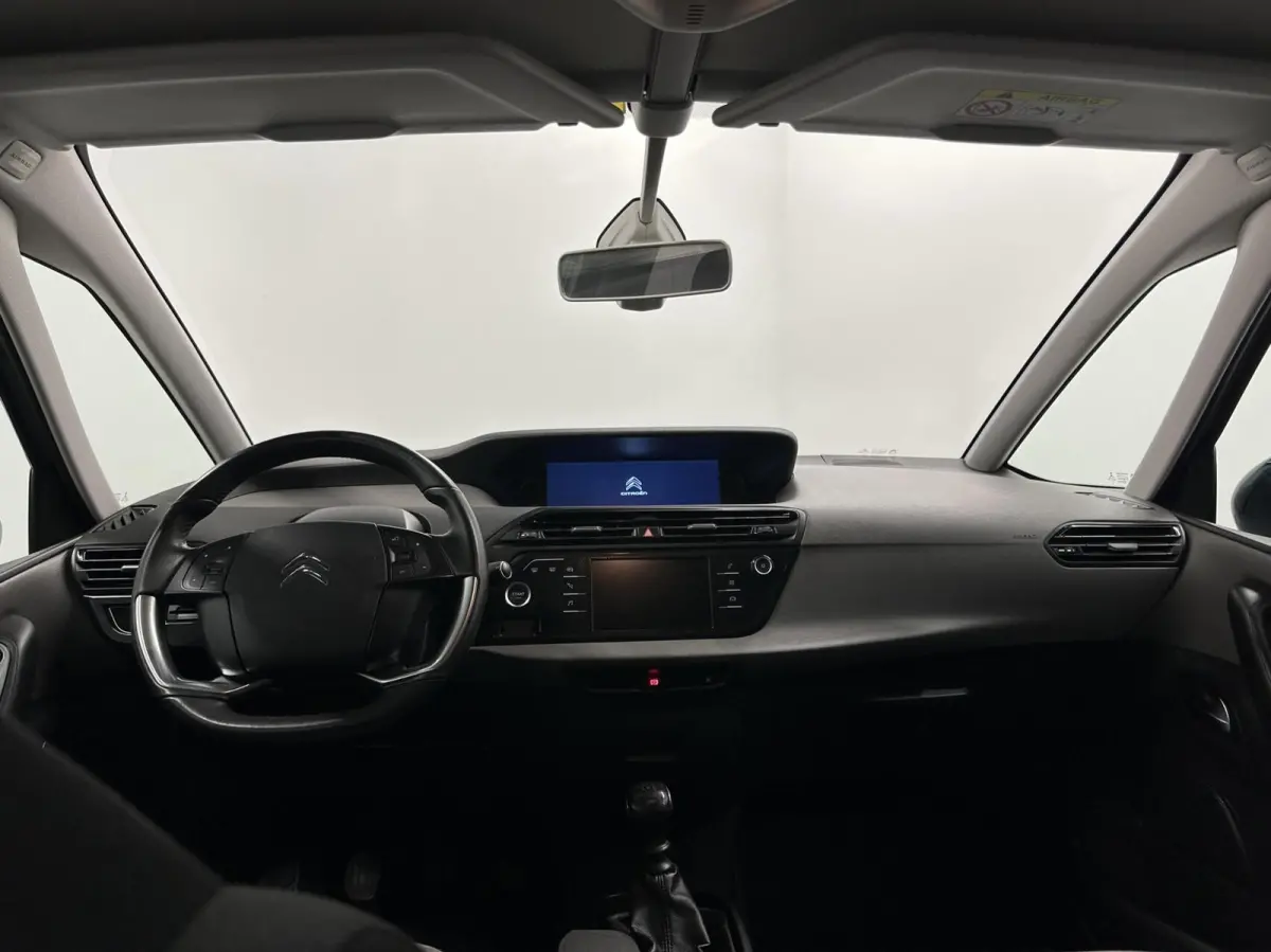 1.2 PureTech Shine 7P CARPLAY TREKHAAK