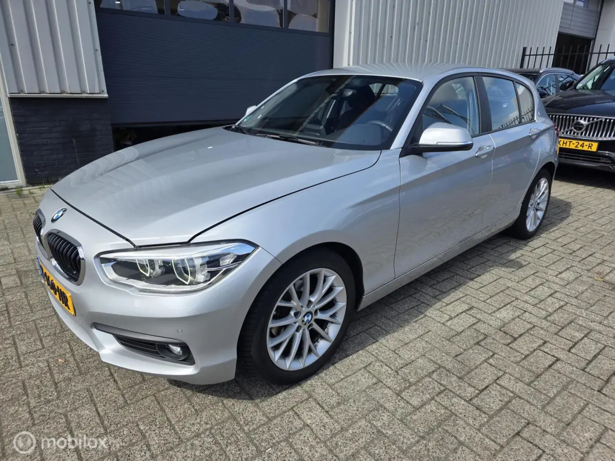 118i Business Aut.| Msport stuur|LED|LMV|