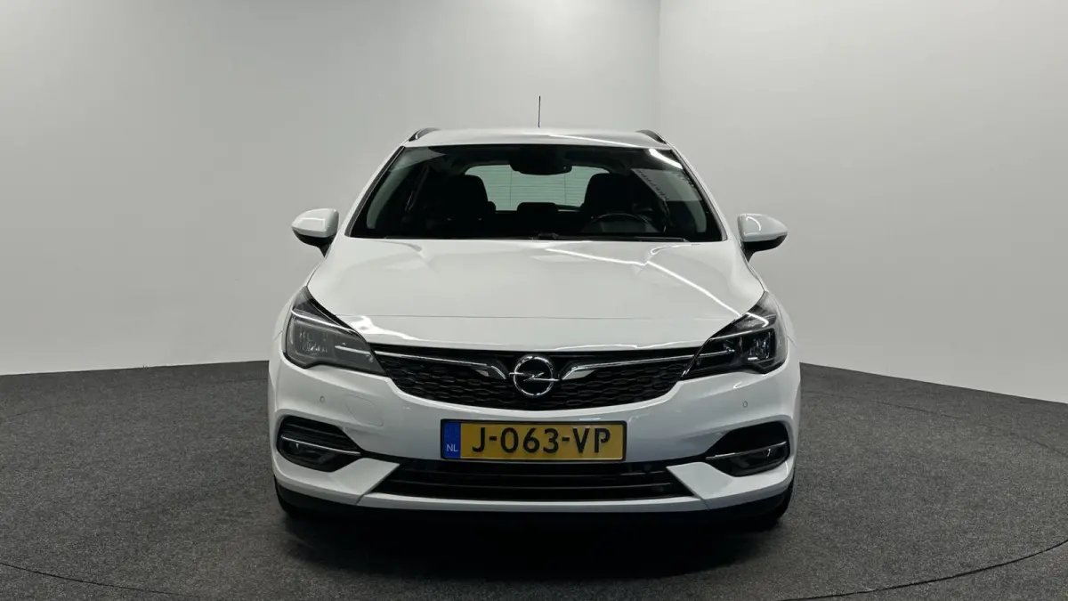 1.4 Edition AUTOMAAT NAVIGATIE 63000 KM