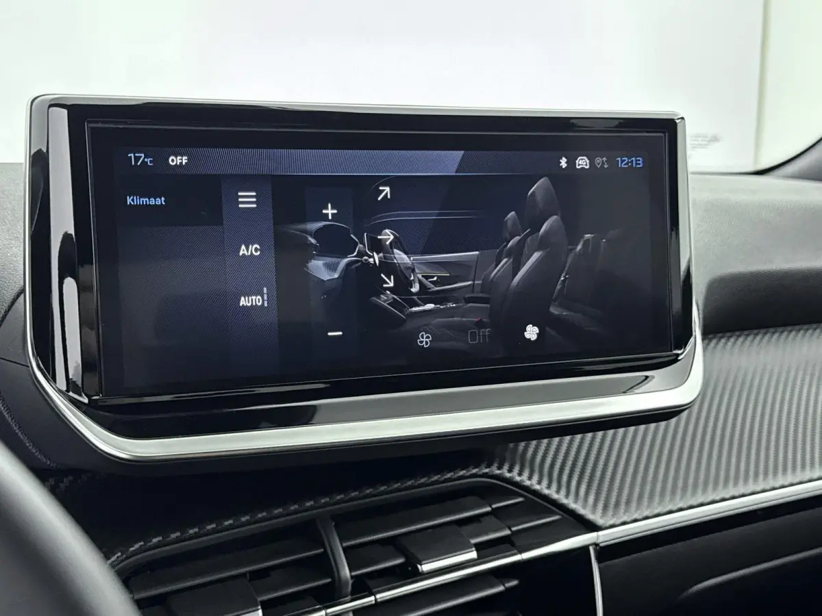 SUV 100pk Allure | Navigatie | CarPlay | Parkeerhulp | LED Koplampen