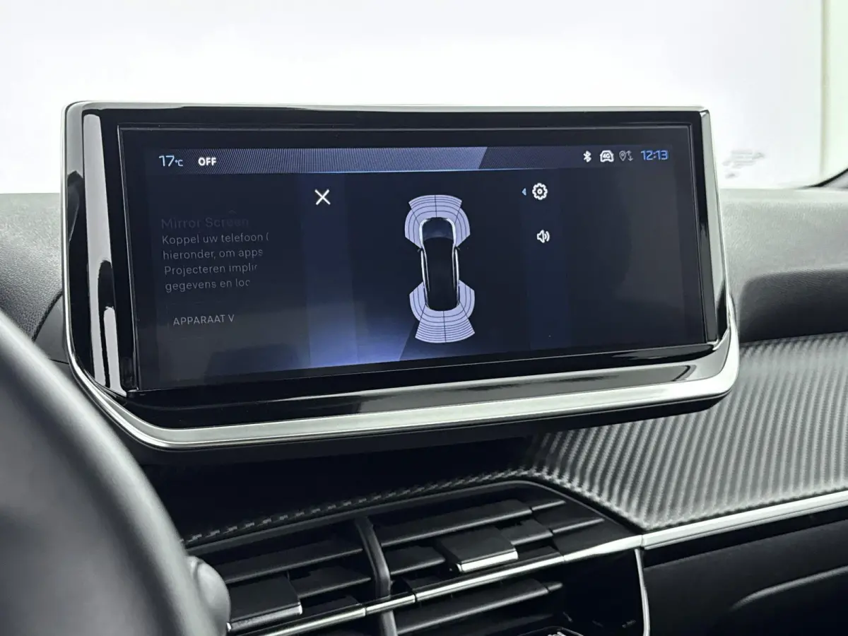SUV 100pk Allure | Navigatie | CarPlay | Parkeerhulp | LED Koplampen
