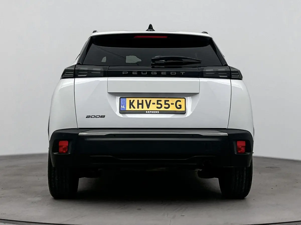 SUV 100pk Allure | Navigatie | CarPlay | Parkeerhulp | LED Koplampen