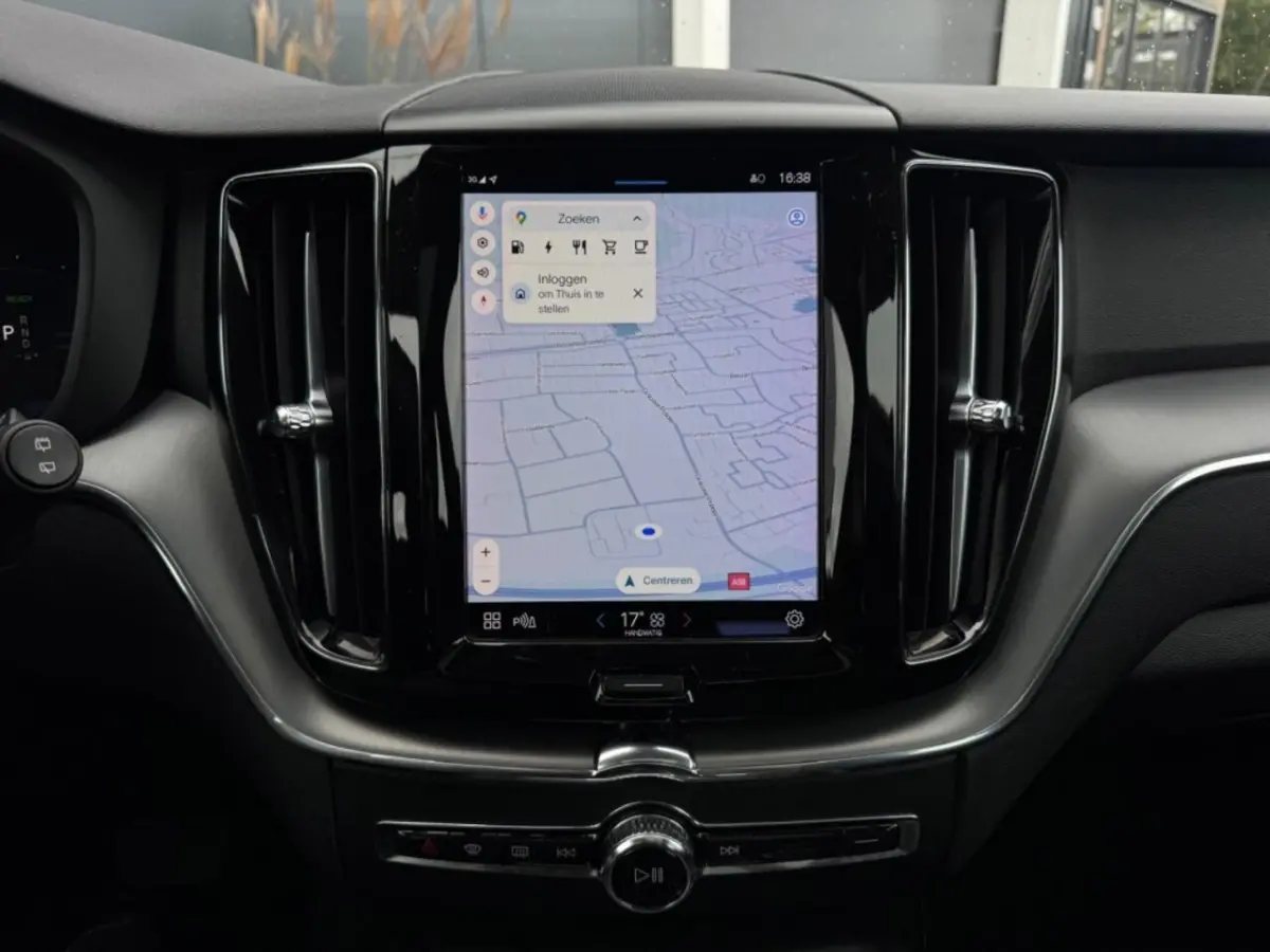 2.0 T6 Recharge AWD Inscription | PANO | Carplay