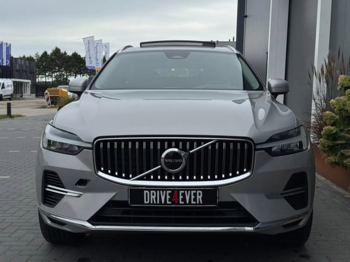 2.0 T6 Recharge AWD Inscription | PANO | Carplay