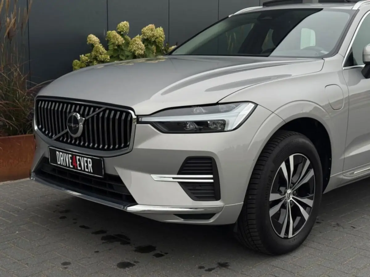 2.0 T6 Recharge AWD Inscription | PANO | Carplay