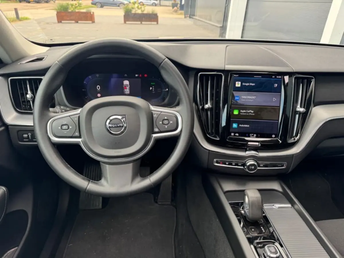 2.0 T6 Recharge AWD Inscription | PANO | Carplay