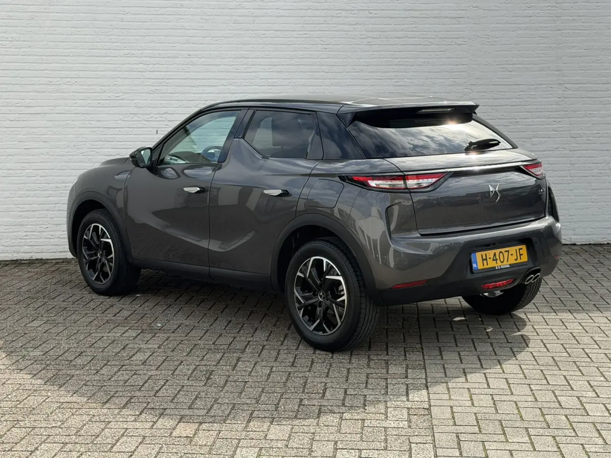1.2 PureTech So Chic Camera Navigatie Carplay DAB Cruise Leder Lane assist