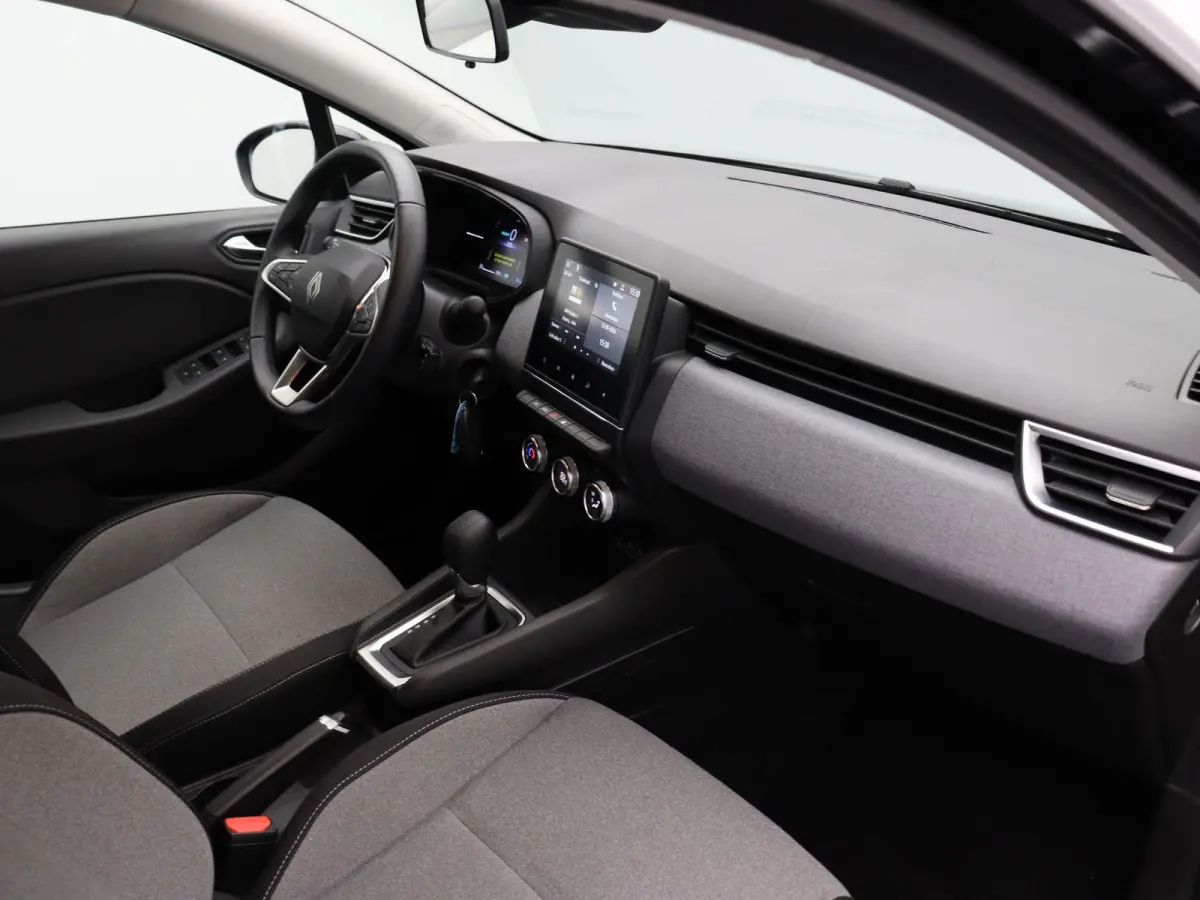 1.6 E-Tech Full Hybrid 145 evolution | Parkeersensoren achter | Apple carplay |