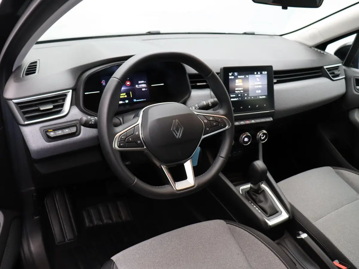 1.6 E-Tech Full Hybrid 145 evolution | Parkeersensoren achter | Apple carplay |