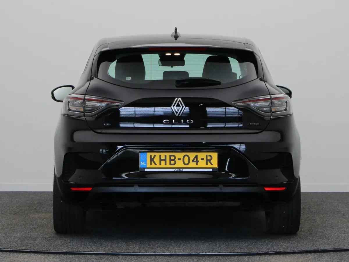 1.6 E-Tech Full Hybrid 145 evolution | Parkeersensoren achter | Apple carplay |