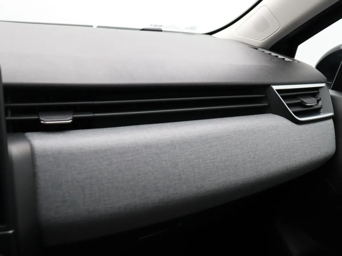 1.6 E-Tech Full Hybrid 145 evolution | Parkeersensoren achter | Apple carplay |