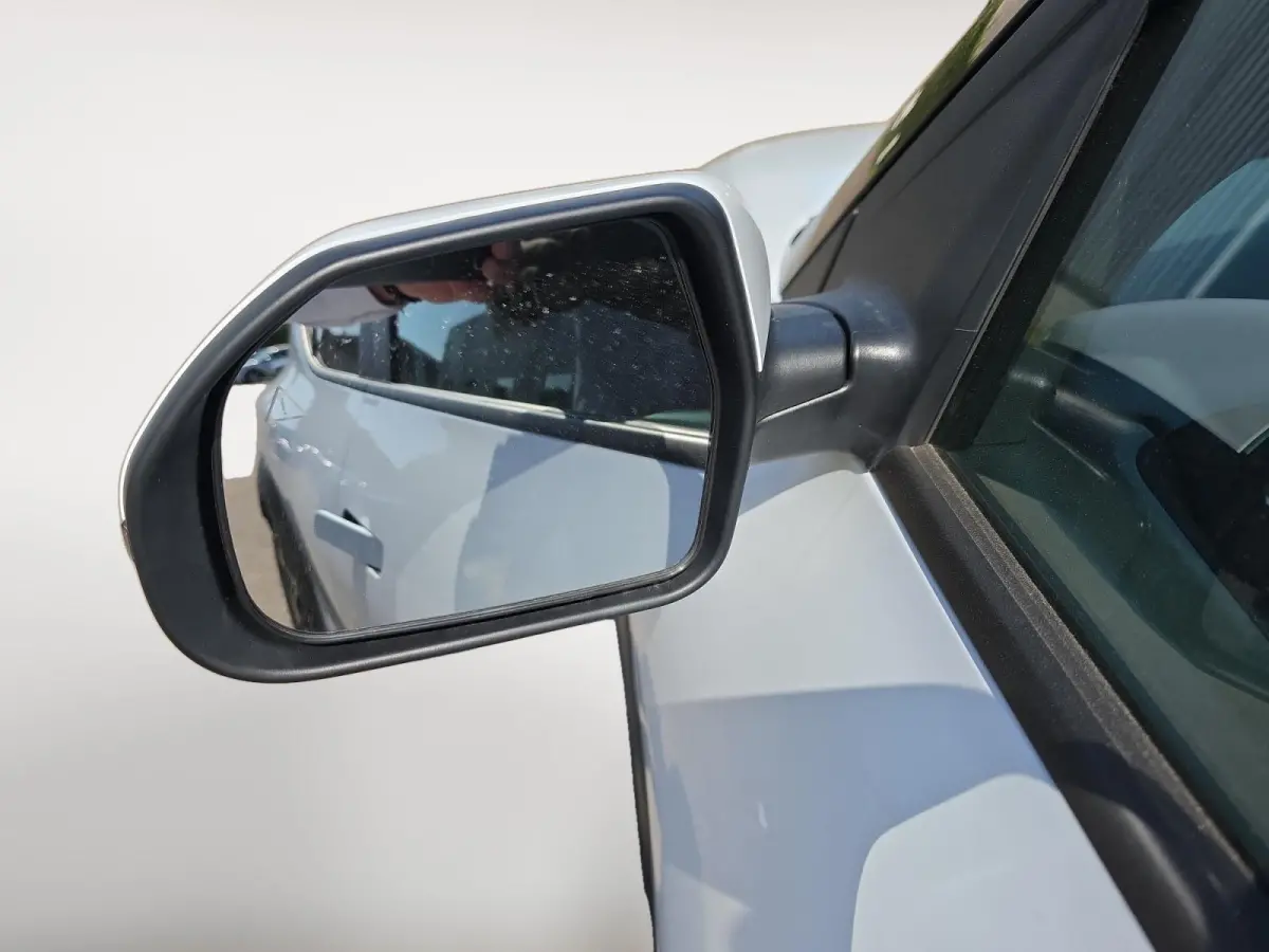Plus 42.2 kWh | Navigatie | Climate control | Stoel + Stuurverwarming | Parkeer sensoren voor + achter | Parkeer camera achter | DEMO