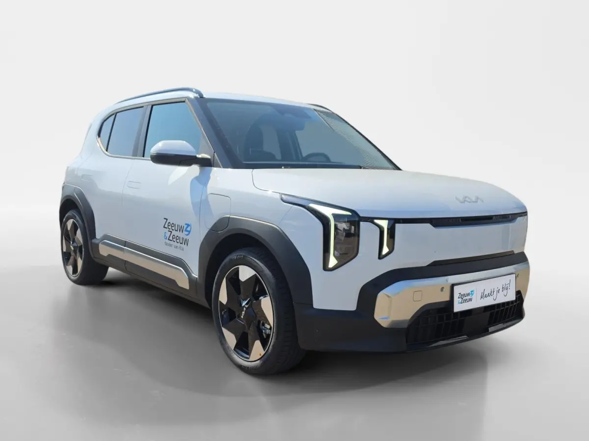 Plus 42.2 kWh | Navigatie | Climate control | Stoel + Stuurverwarming | Parkeer sensoren voor + achter | Parkeer camera achter | DEMO