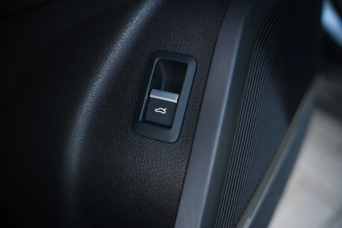 SQ5 3.0 TFSI 354 pk SQ5 Quattro Pro Line Plus S-Line / Lucht-Vering/ RS-Stoelen/ Pano-Dak/ Head-Up/ 360-Camera/ Keyless/ B&O-Sound/ Adap.Cruise/ Matrix-Led/ Trekhaak/ 21'' LMV