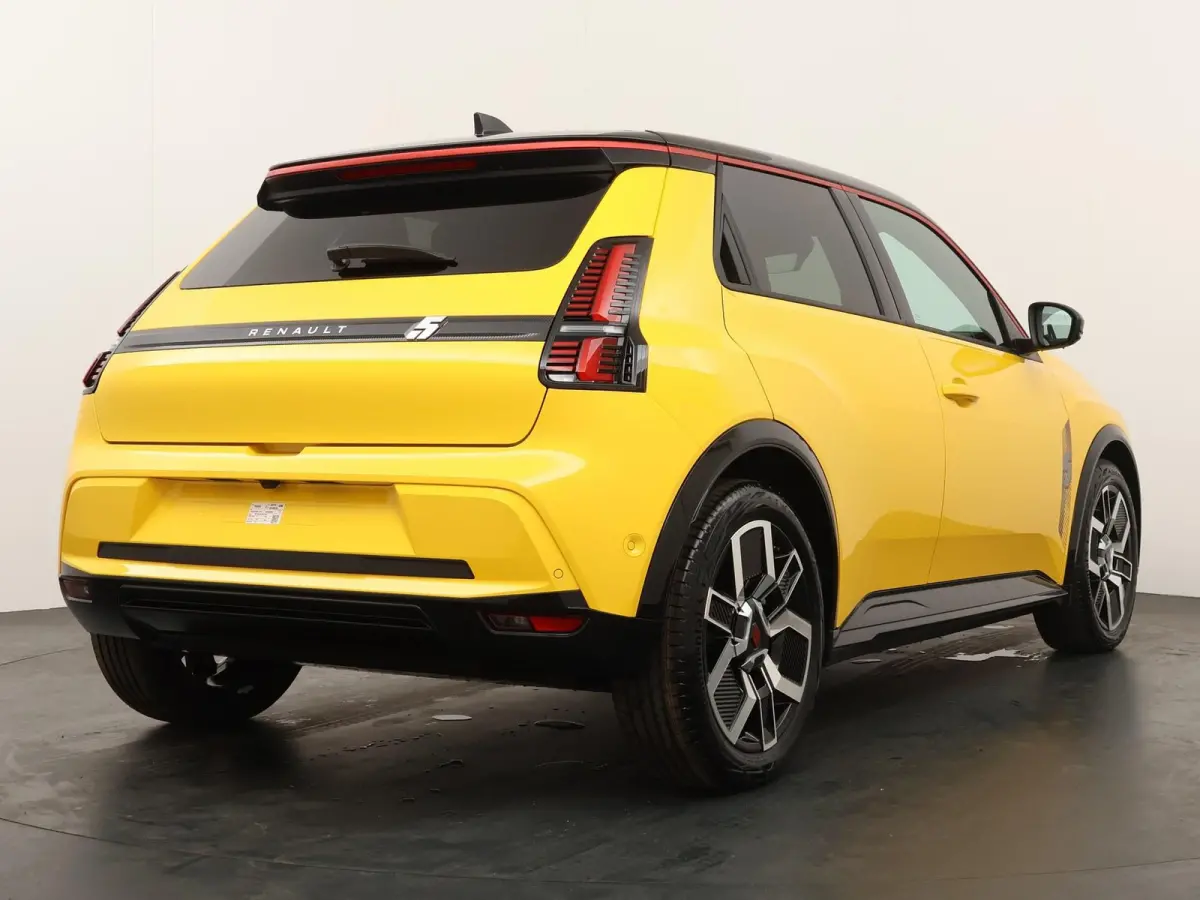 techno 150 pk comfort range | pack advanced driving assist | pack winter | all-season banden |
