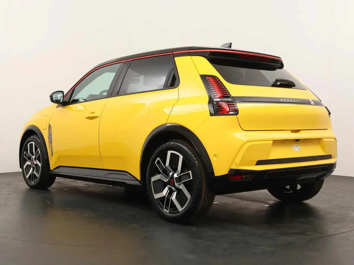 techno 150 pk comfort range | pack advanced driving assist | pack winter | all-season banden |