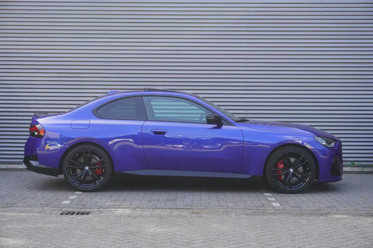 M240i xDrive | M Sportpakket Pro | 19 inch LM M Dubbelspaak | Trekhaak met afneembare kogel | HIFI System Harman Kardon | Elektrisch bediend glazen schuif-/kanteldak