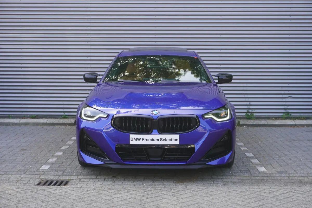 M240i xDrive | M Sportpakket Pro | 19 inch LM M Dubbelspaak | Trekhaak met afneembare kogel | HIFI System Harman Kardon | Elektrisch bediend glazen schuif-/kanteldak