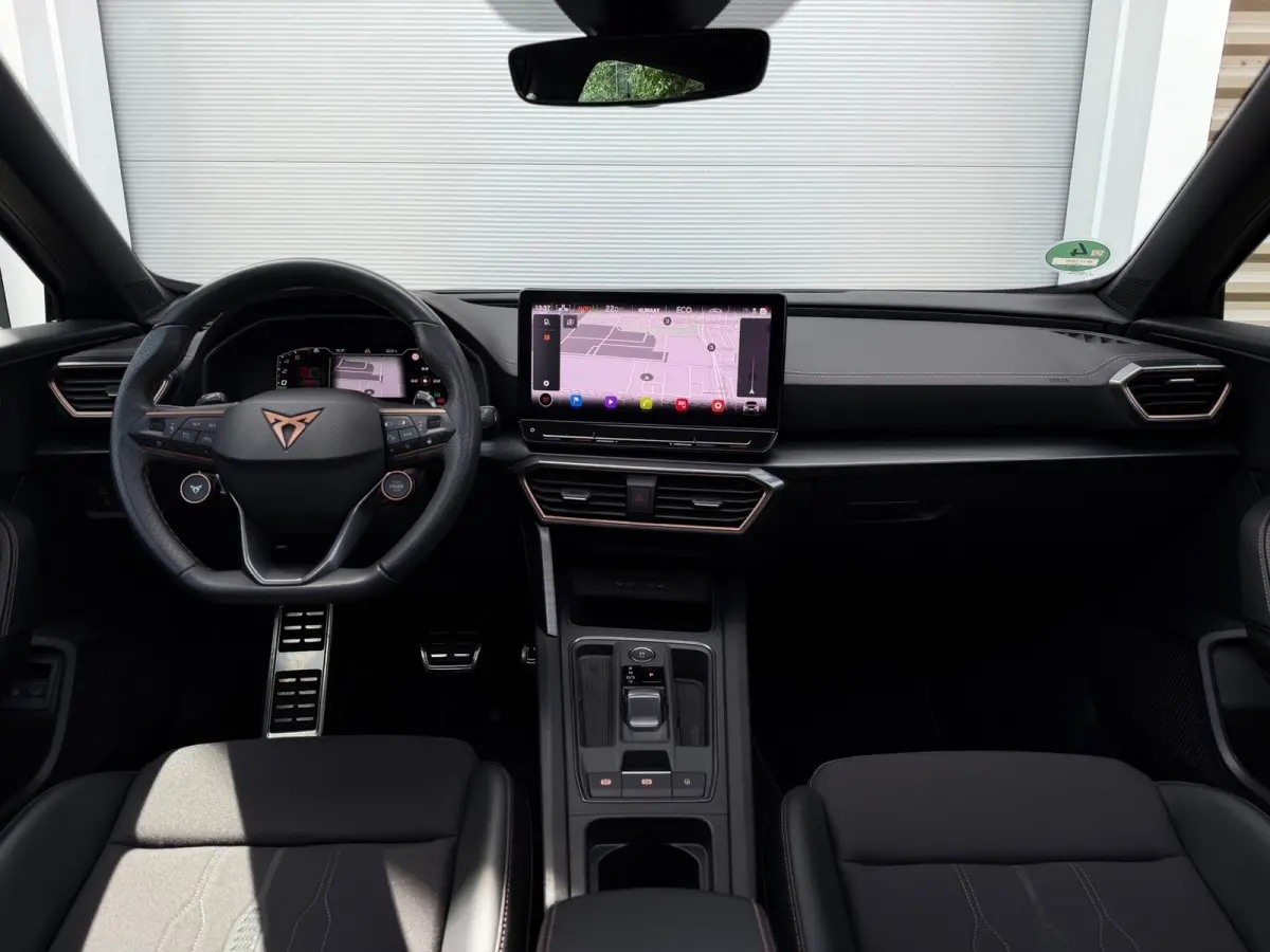 1.4 e-Hybrid VZ Performance Pano/360/Sfeer