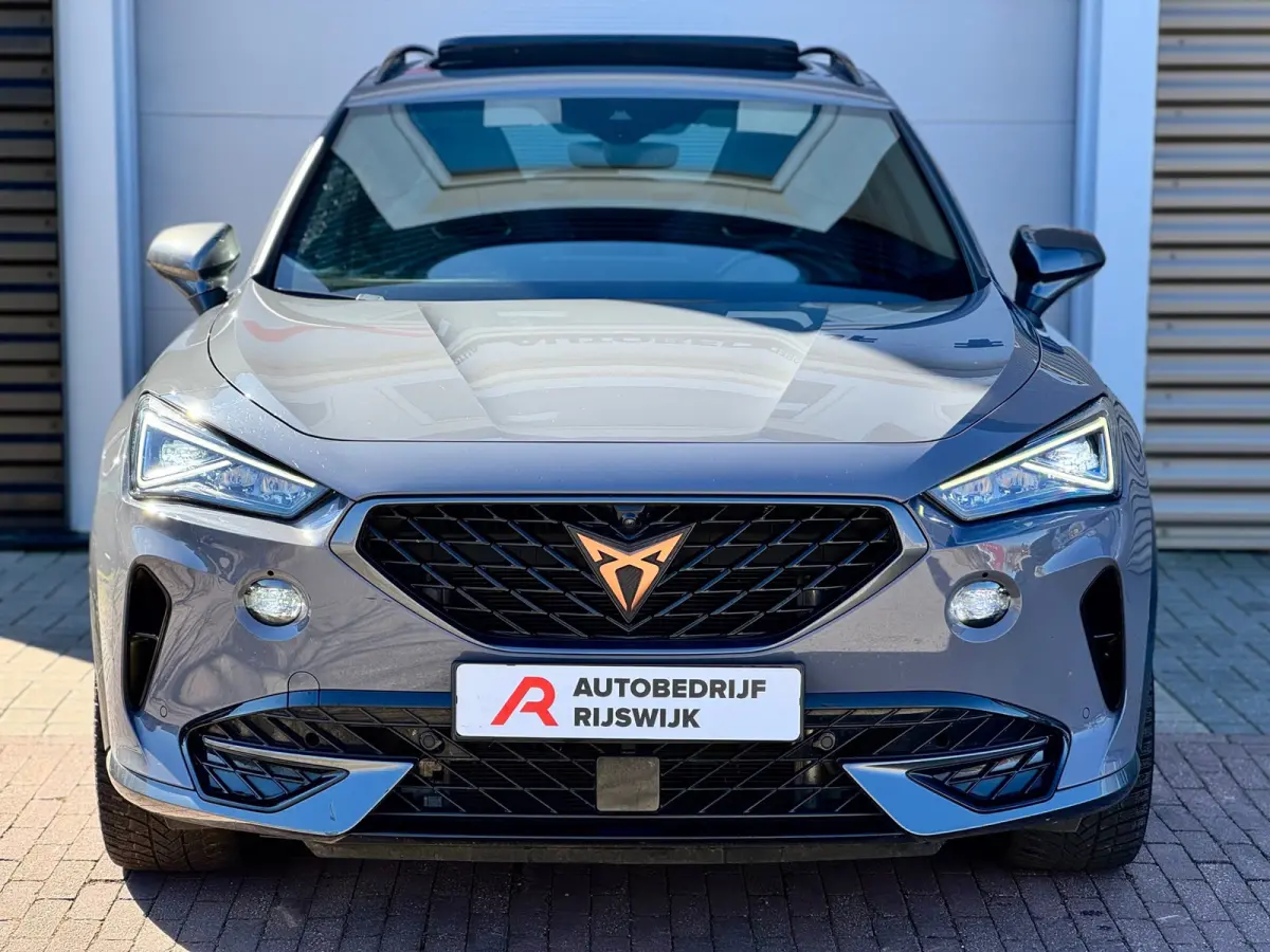 1.4 e-Hybrid VZ Performance Pano/360/Sfeer