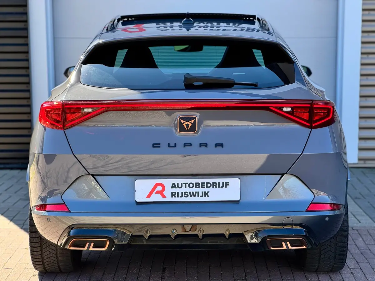 1.4 e-Hybrid VZ Performance Pano/360/Sfeer
