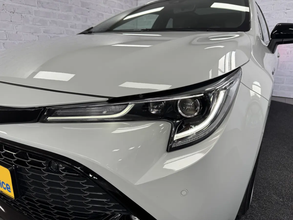 2.0 Hybrid GR-Sport Pano JBL HUD