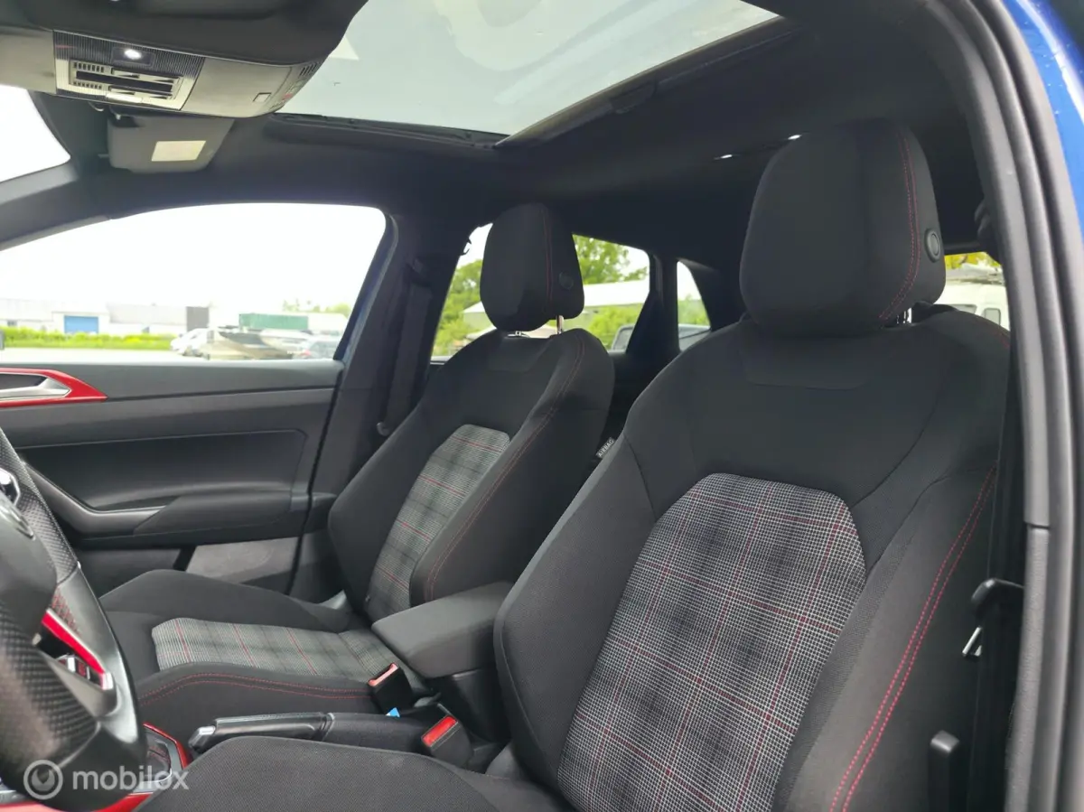2.0 TSI GTI / Pano / Beats / Carplay