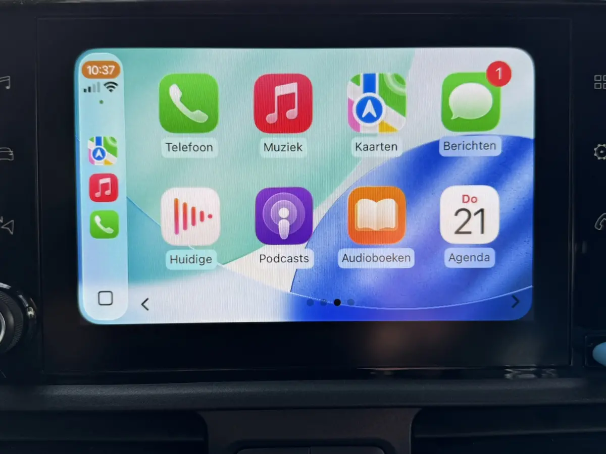 XL 1.2 PureTech Shine 7p Trekhaak All-Season Banden, Carplay, Navi, Parkeersensoren, Climate Control