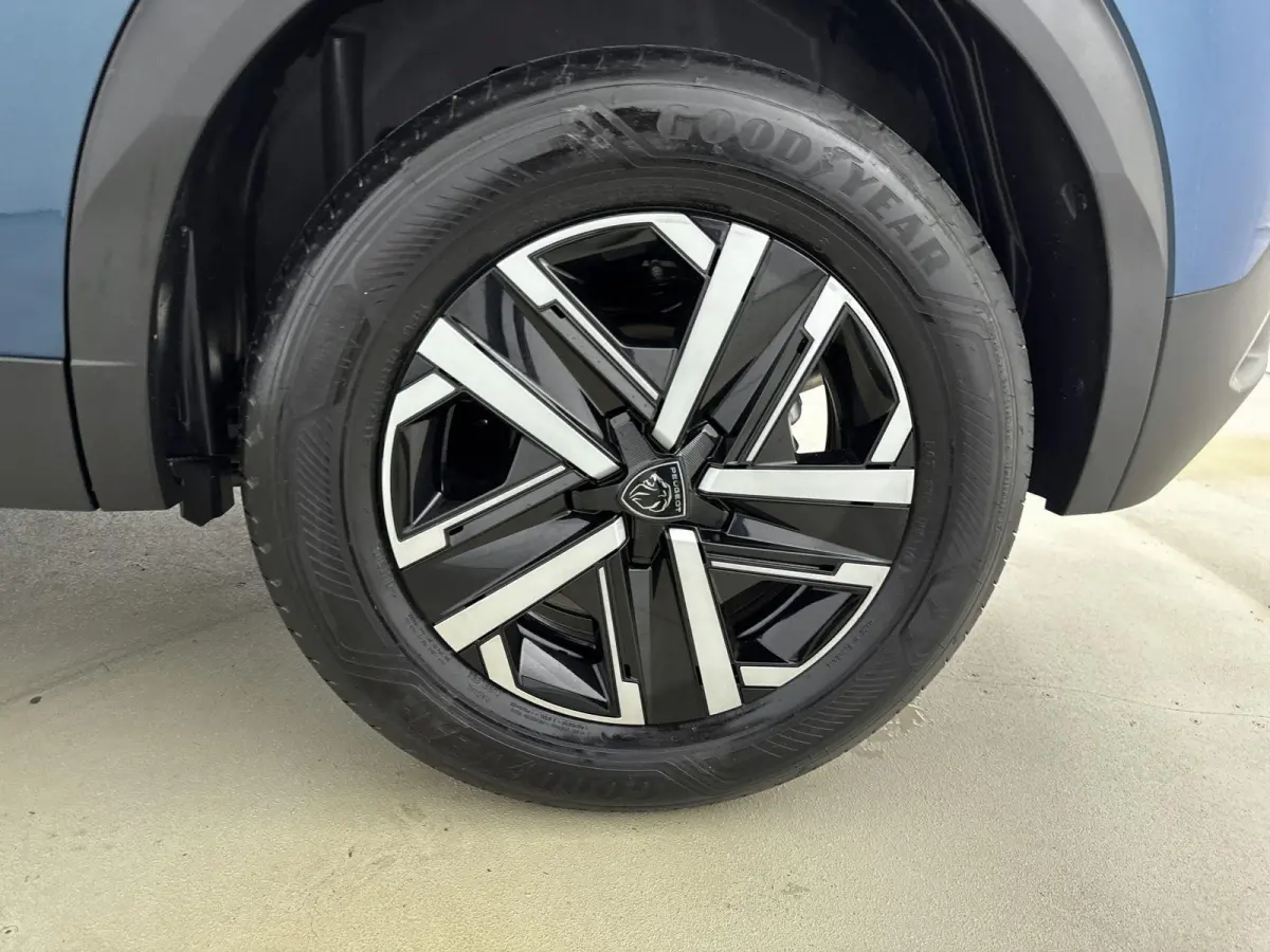 1.2 Mild Hybrid 110pk Business Navigatie | Camera | Cruise control | Climate control |