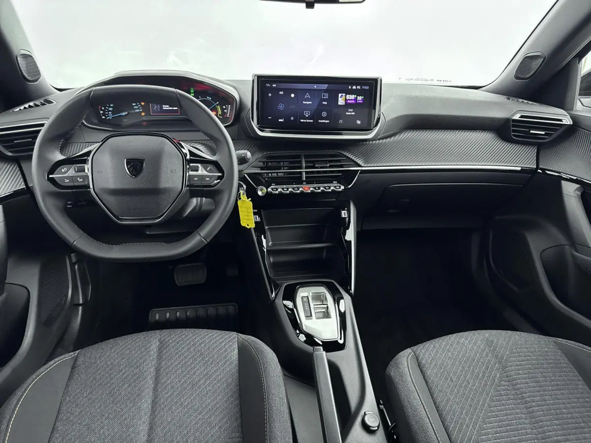 1.2 Mild Hybrid 110pk Business Navigatie | Camera | Cruise control | Climate control |
