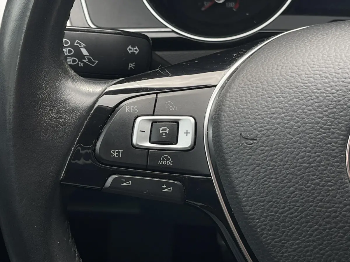 1.4 TSI ACT Connected Series | ADAPTIEVE CRUISE CONTROL | NAVIGATIE | BLUETOOTH