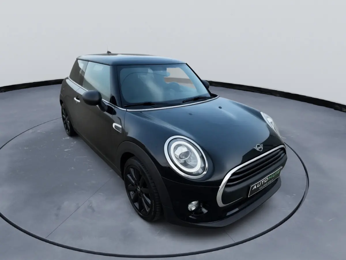 MINI 2018 Midnight Black Metallic Led koplampen 17" Stoelverwarming lm velgen