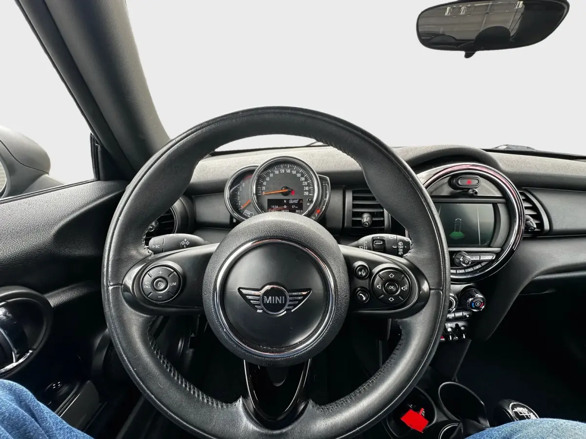 MINI 2018 Midnight Black Metallic Led koplampen 17" Stoelverwarming lm velgen