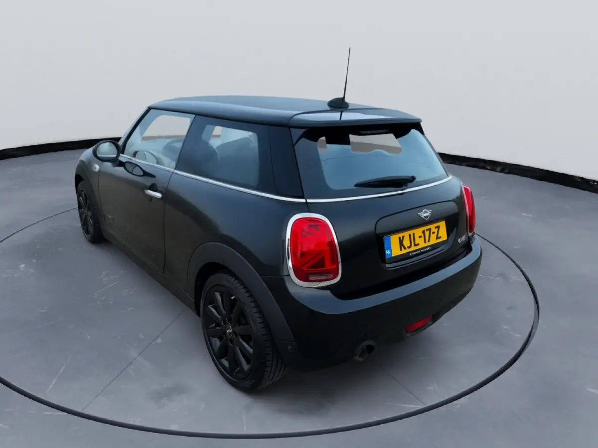 MINI 2018 Midnight Black Metallic Led koplampen 17" Stoelverwarming lm velgen