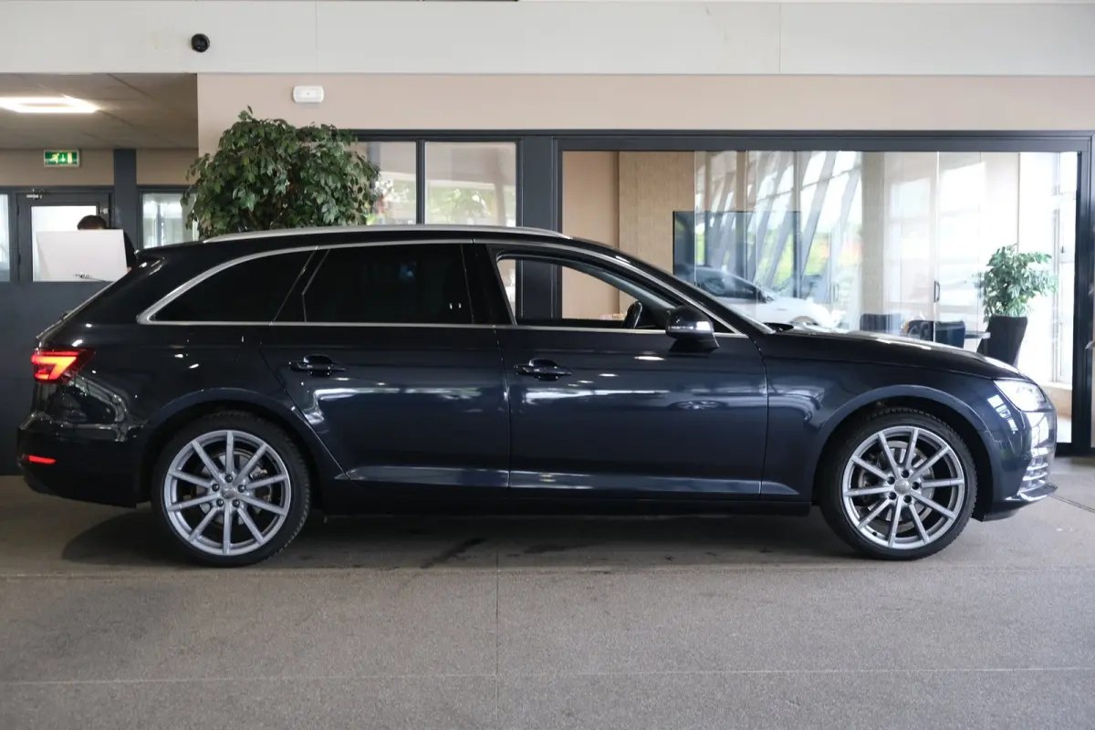 1.4 TFSI Sport S-Tronic Lease Edition Led Airco Navi PDC