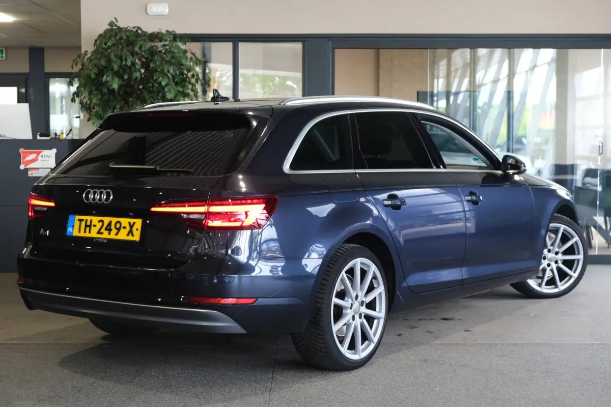 1.4 TFSI Sport S-Tronic Lease Edition Led Airco Navi PDC