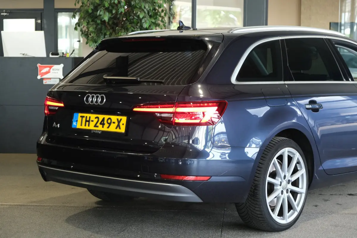 1.4 TFSI Sport S-Tronic Lease Edition Led Airco Navi PDC