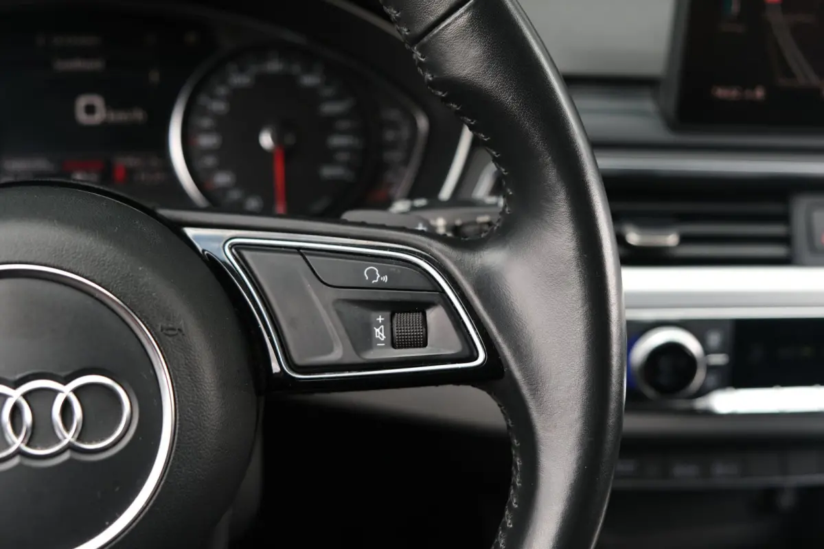 1.4 TFSI Sport S-Tronic Lease Edition Led Airco Navi PDC