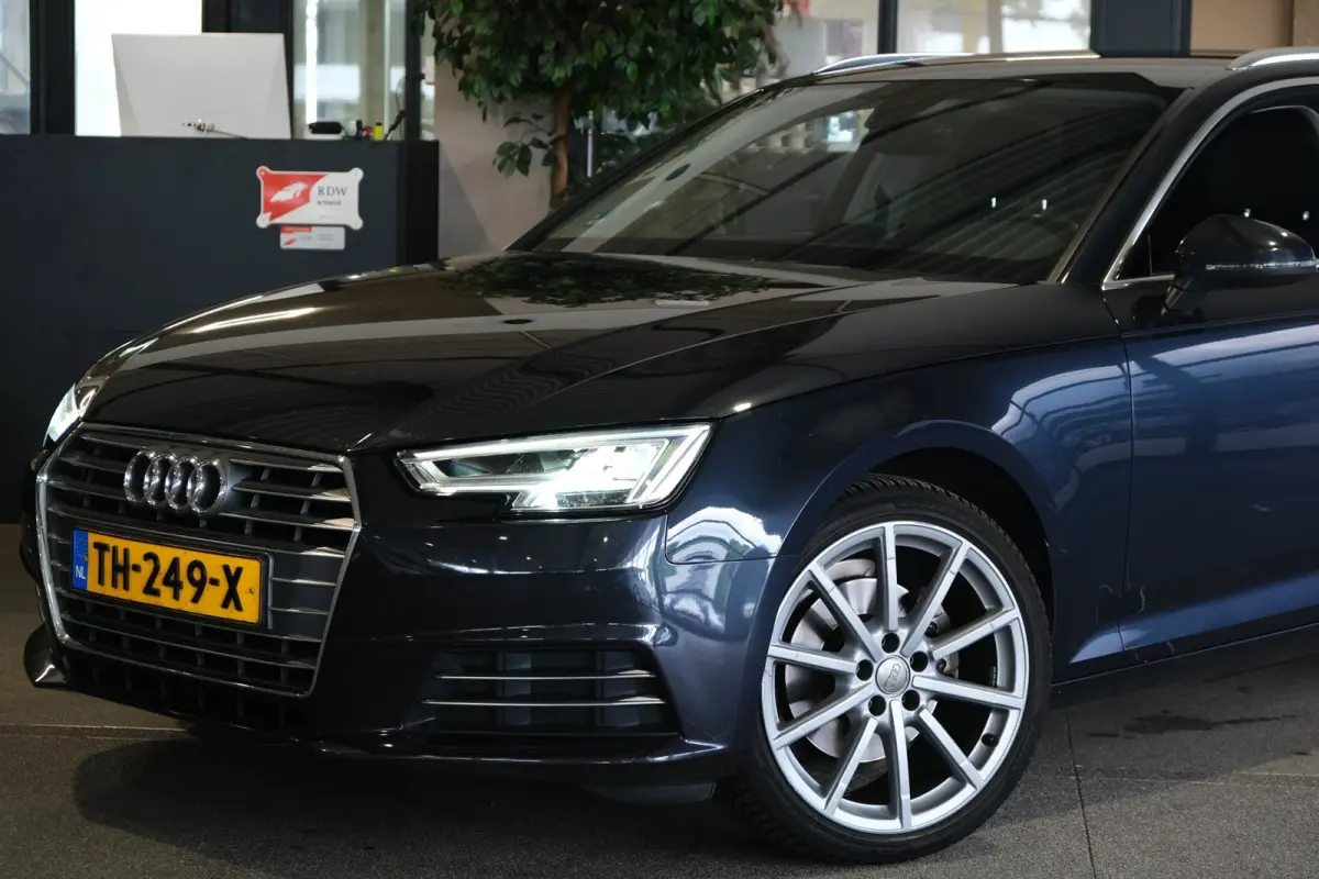 1.4 TFSI Sport S-Tronic Lease Edition Led Airco Navi PDC