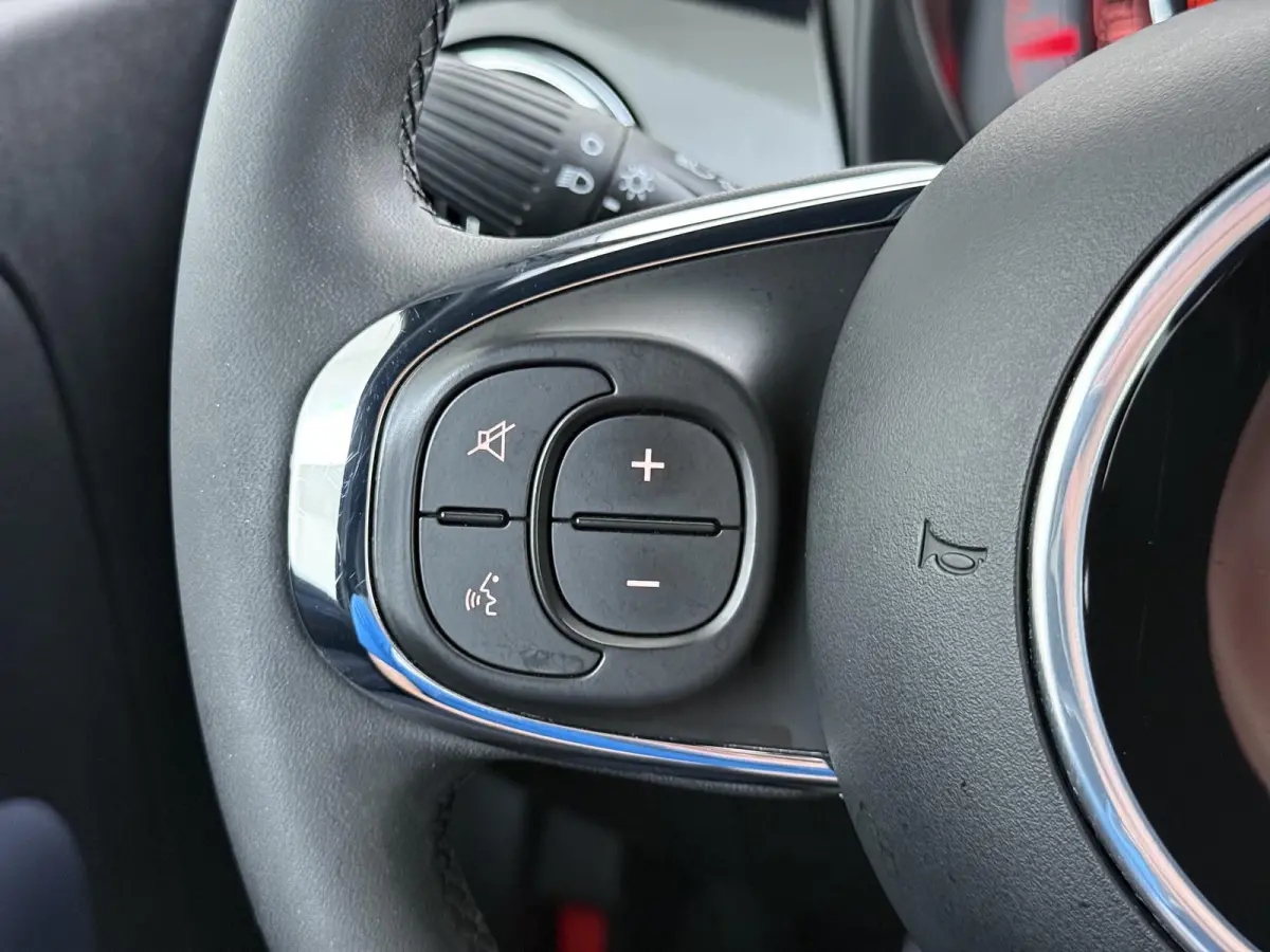 1.0 Hybrid Club | 1ste eigenaar | Climate | Privacy Glass | AppleCarPlay/Android | Cruise Control