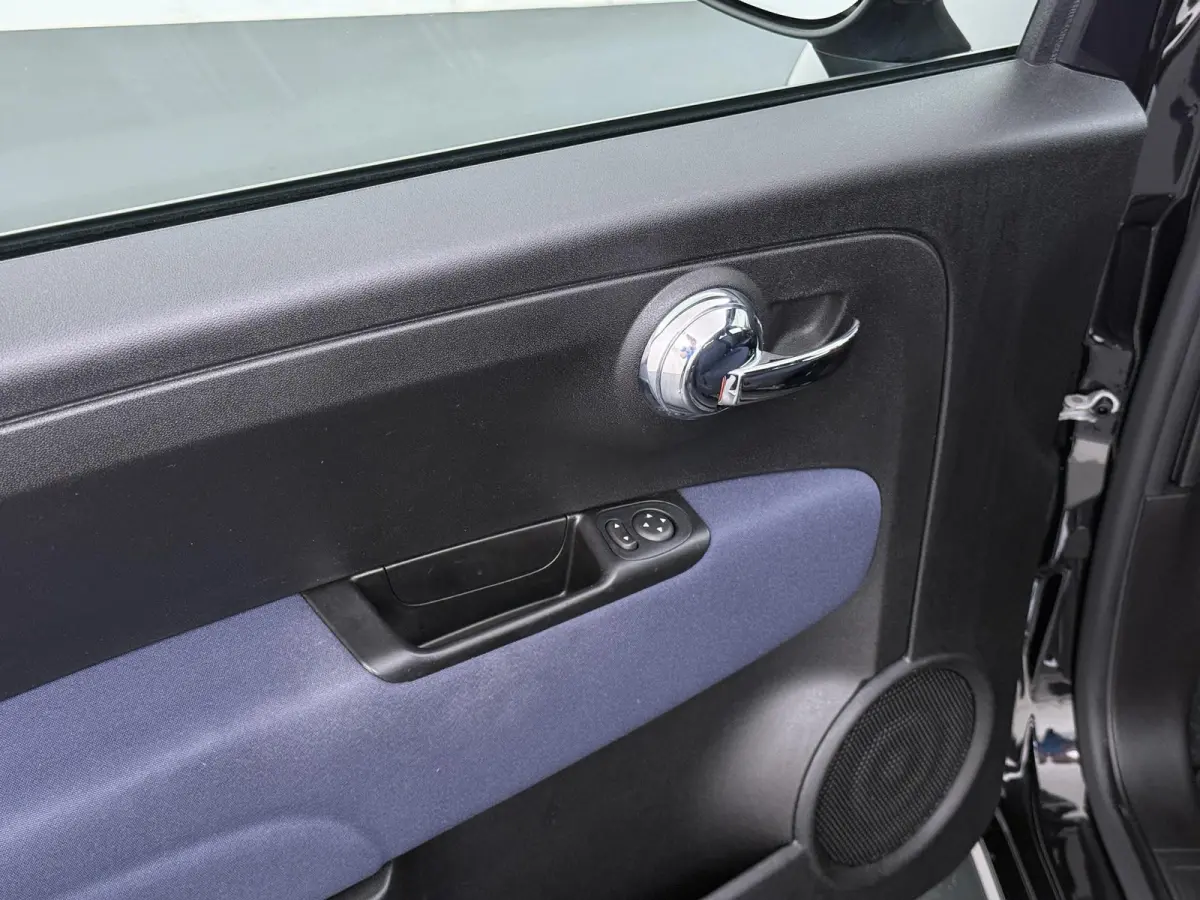 1.0 Hybrid Club | 1ste eigenaar | Climate | Privacy Glass | AppleCarPlay/Android | Cruise Control