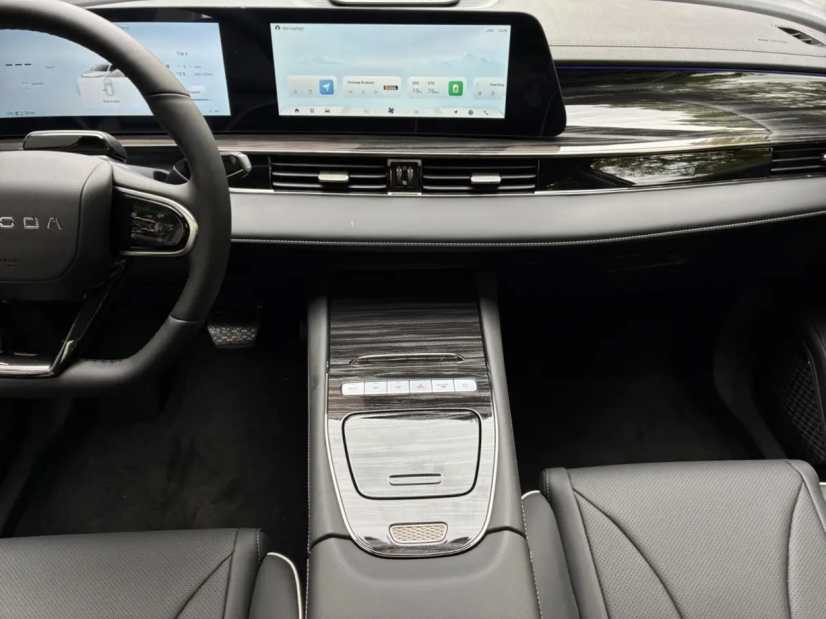 Premium 61 kWh Nieuw uit voorraad leverbaar
