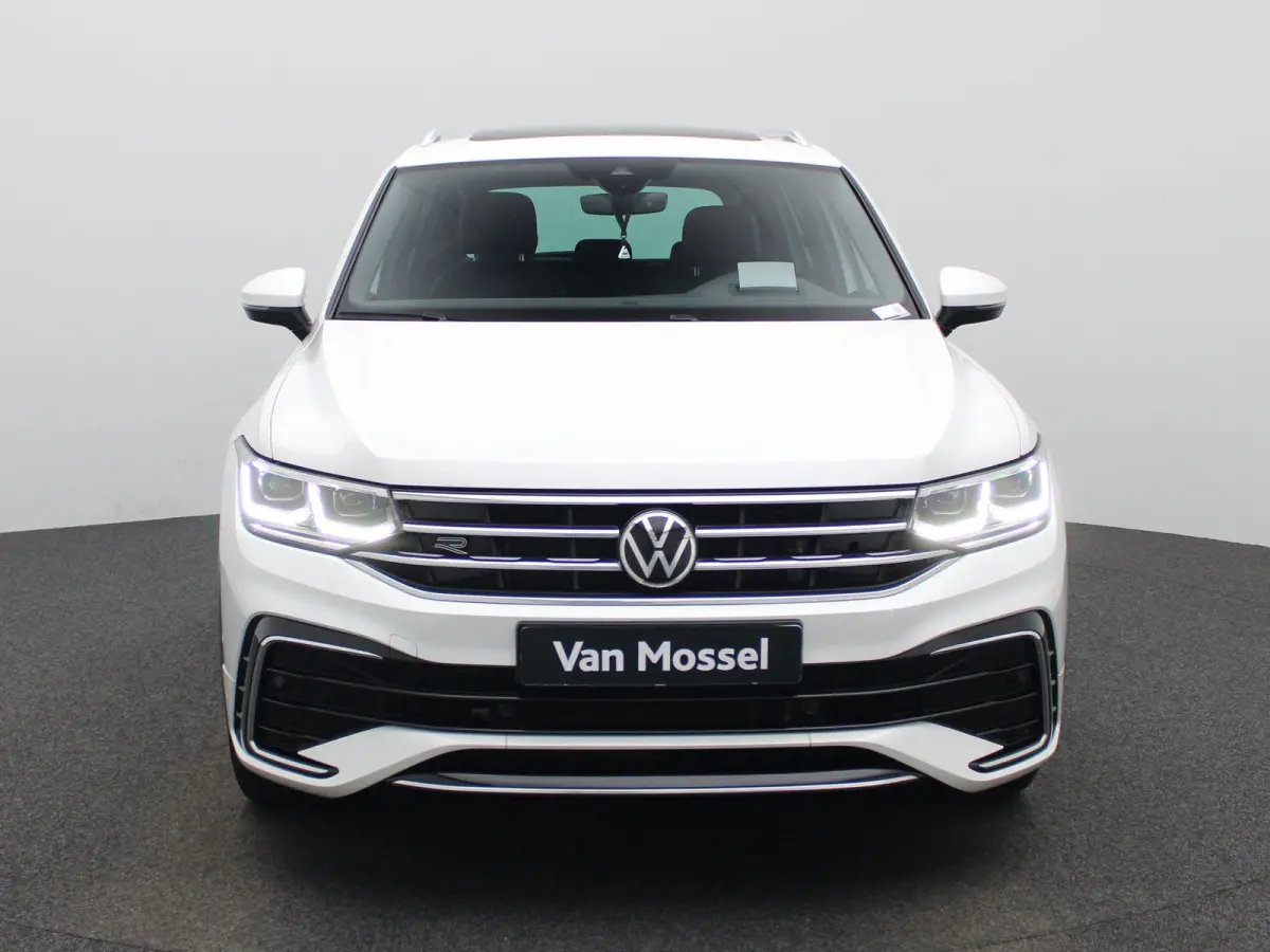 1.4 TSI eHybrid R-Line Business+ 245 PK| Dealeronderhouden | SoH 91,5%  Panoramadak | Trekhaak | Navigatie Pro | Achteruitrijcamera | Achterklep Elektrisch | 20 Inch Velgen