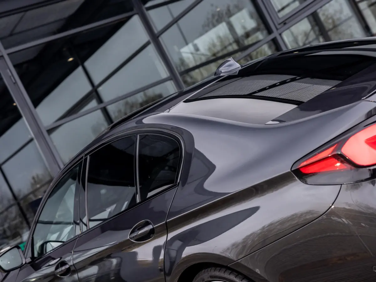 M550i xDrive High Executive | HARMAN KARDON | COMFORT ACCES | BMW LASER LIGHT | 20 INCH | SCHUIF-KANTELDAK | ADAPTIVE CRUISE CONTROL | VOLLEDIG BMW DEALER ONDERHOUDEN | SOPHISTO GRAU |