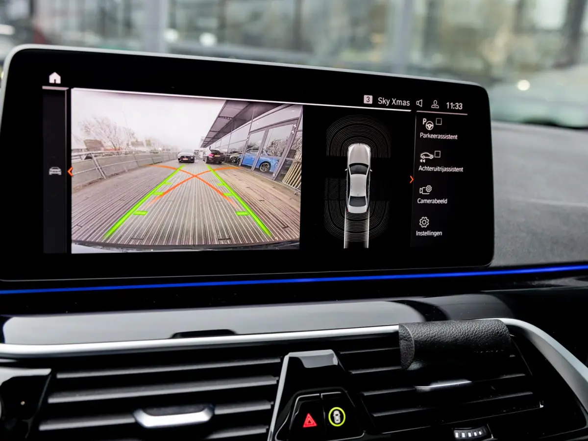 M550i xDrive High Executive | HARMAN KARDON | COMFORT ACCES | BMW LASER LIGHT | 20 INCH | SCHUIF-KANTELDAK | ADAPTIVE CRUISE CONTROL | VOLLEDIG BMW DEALER ONDERHOUDEN | SOPHISTO GRAU |