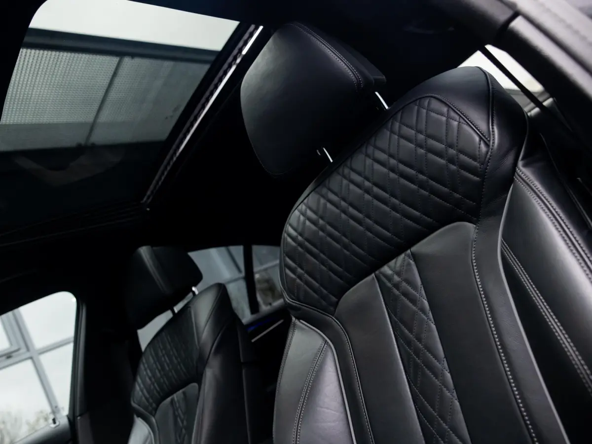 M550i xDrive High Executive | HARMAN KARDON | COMFORT ACCES | BMW LASER LIGHT | 20 INCH | SCHUIF-KANTELDAK | ADAPTIVE CRUISE CONTROL | VOLLEDIG BMW DEALER ONDERHOUDEN | SOPHISTO GRAU |