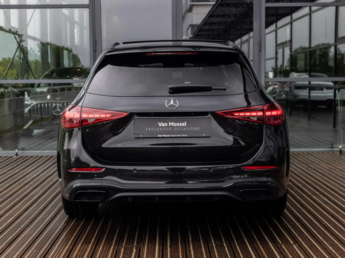 300 e AMG Line | NIGHT PAKKET | PANORAMA-SCHUIF-KANTELDAK | STOELMEMORY | KEYLESS ENTRY | APPLE CARPLAY | SFEERVERLICHTING | ACHTERUITRIJCAMERA | STOELVERWARMING | SOUNDSYSTEM |