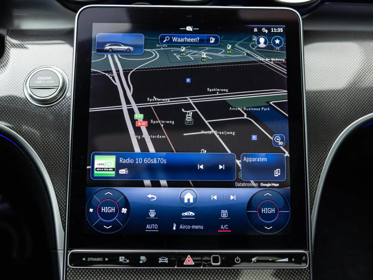 300 e AMG Line | NIGHT PAKKET | PANORAMA-SCHUIF-KANTELDAK | STOELMEMORY | KEYLESS ENTRY | APPLE CARPLAY | SFEERVERLICHTING | ACHTERUITRIJCAMERA | STOELVERWARMING | SOUNDSYSTEM |