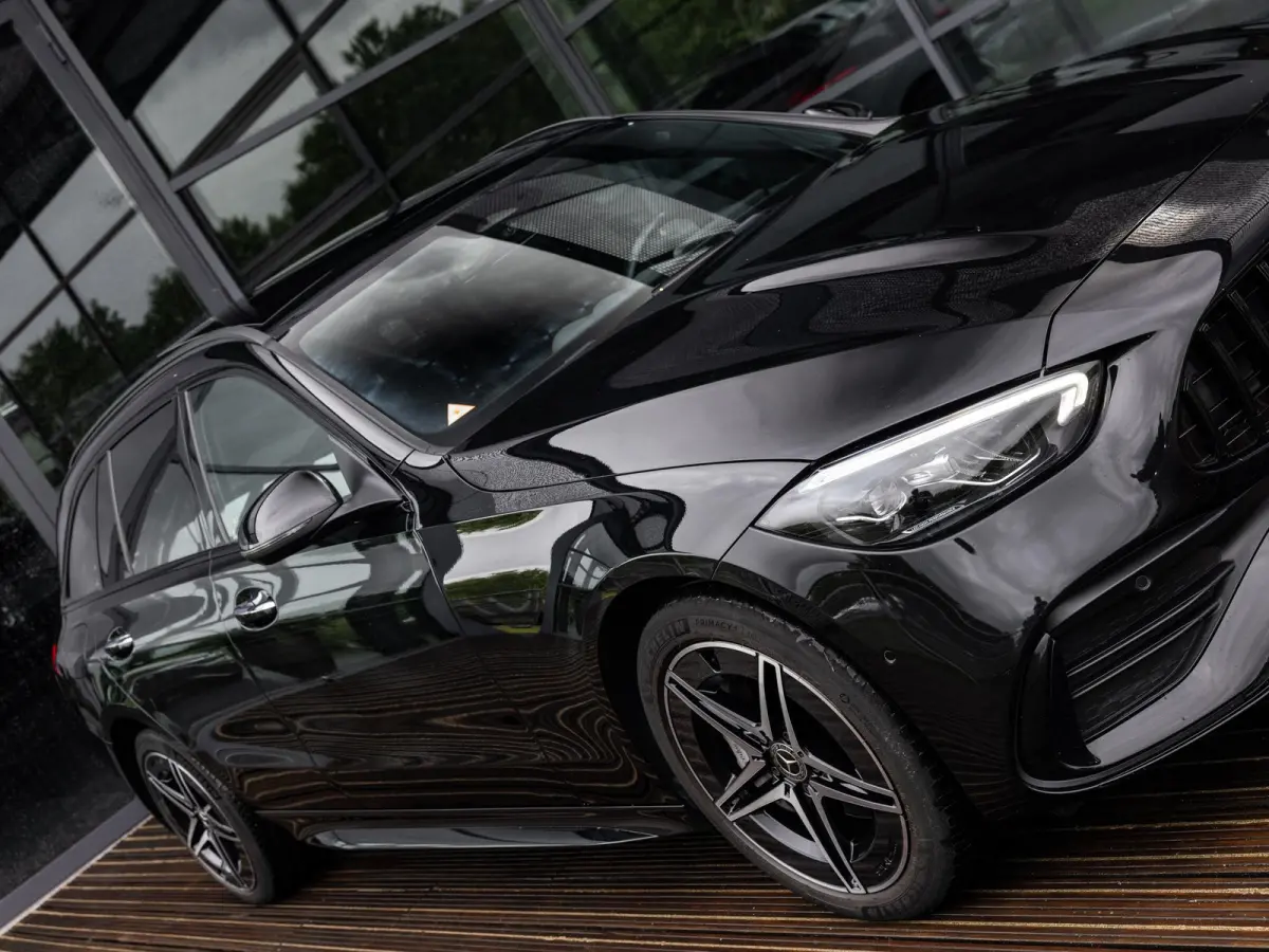 300 e AMG Line | NIGHT PAKKET | PANORAMA-SCHUIF-KANTELDAK | STOELMEMORY | KEYLESS ENTRY | APPLE CARPLAY | SFEERVERLICHTING | ACHTERUITRIJCAMERA | STOELVERWARMING | SOUNDSYSTEM |