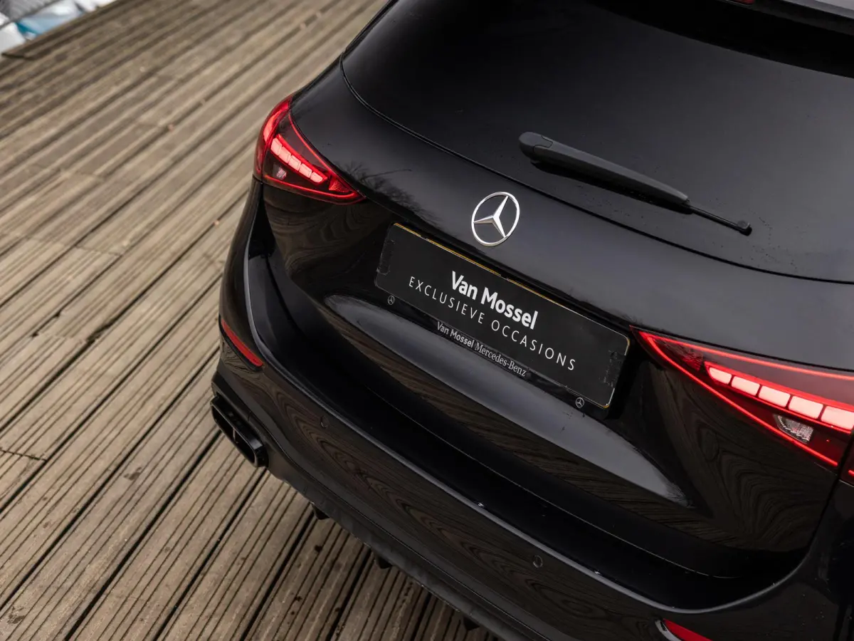 300 e AMG Line | NIGHT PAKKET | PANORAMA-SCHUIF-KANTELDAK | STOELMEMORY | KEYLESS ENTRY | APPLE CARPLAY | SFEERVERLICHTING | ACHTERUITRIJCAMERA | STOELVERWARMING | SOUNDSYSTEM |
